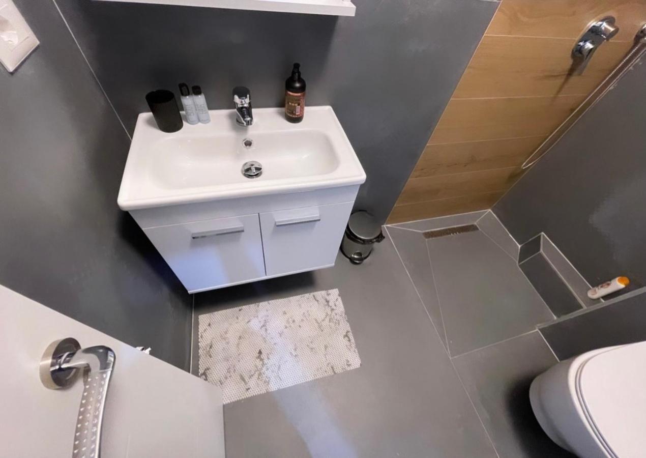 Tirana Sunshine Apartment Zewnętrze zdjęcie